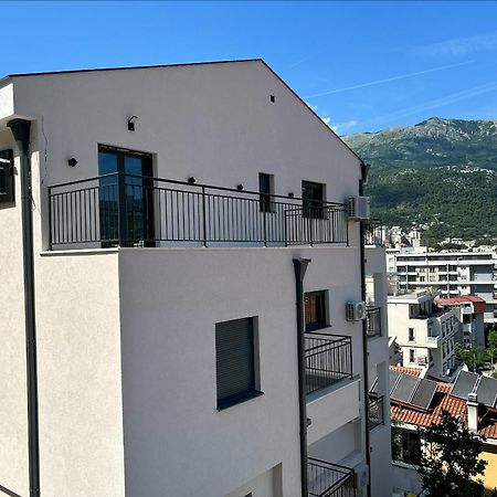 Merlin Prestige Apartments 부드바 외부 사진