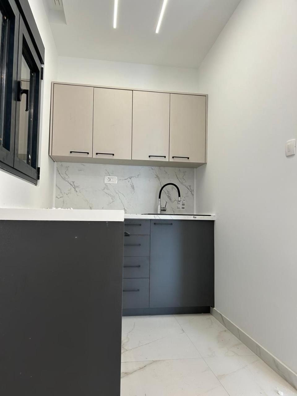 Merlin Prestige Apartments 부드바 외부 사진