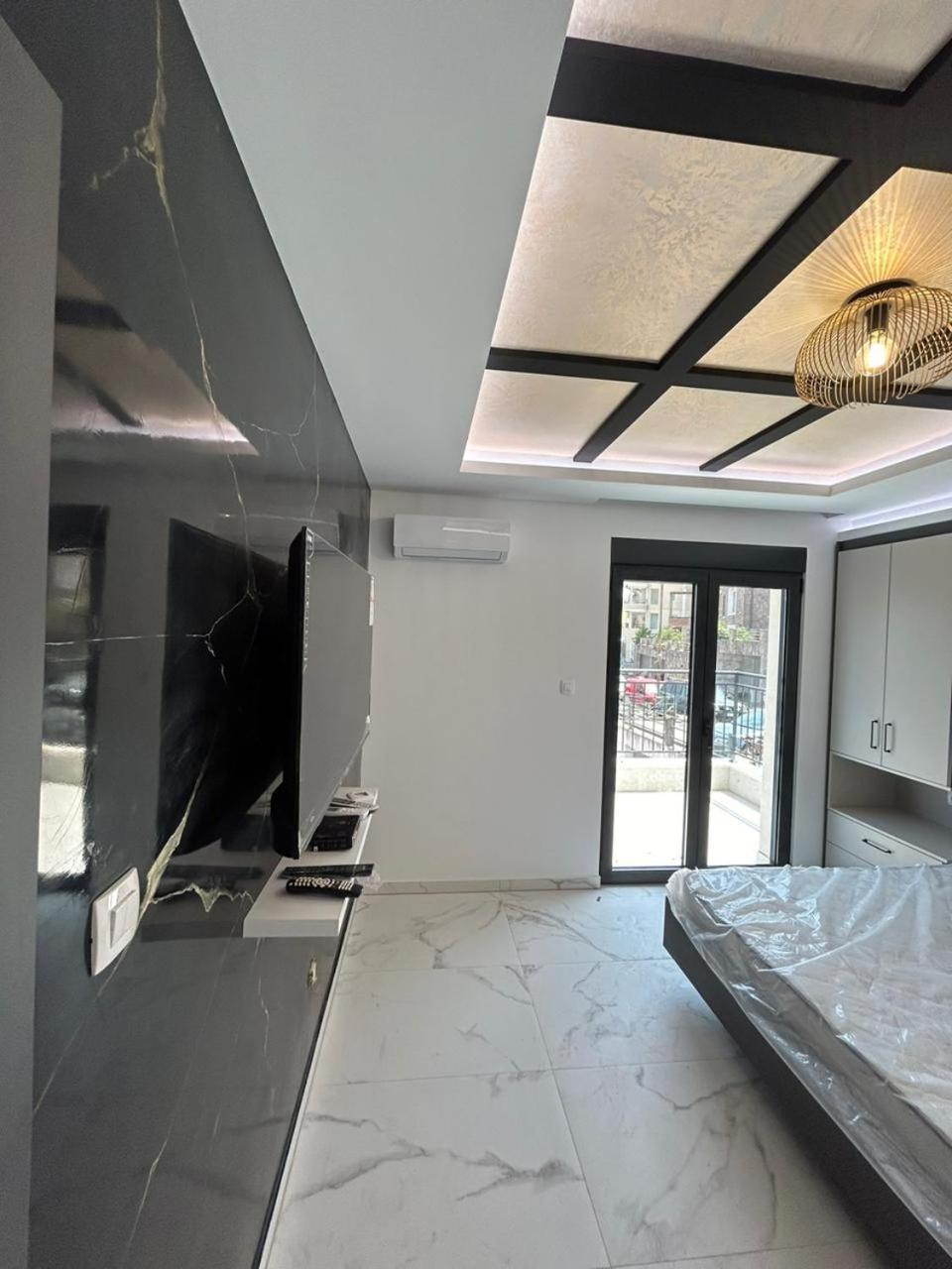 Merlin Prestige Apartments 부드바 외부 사진