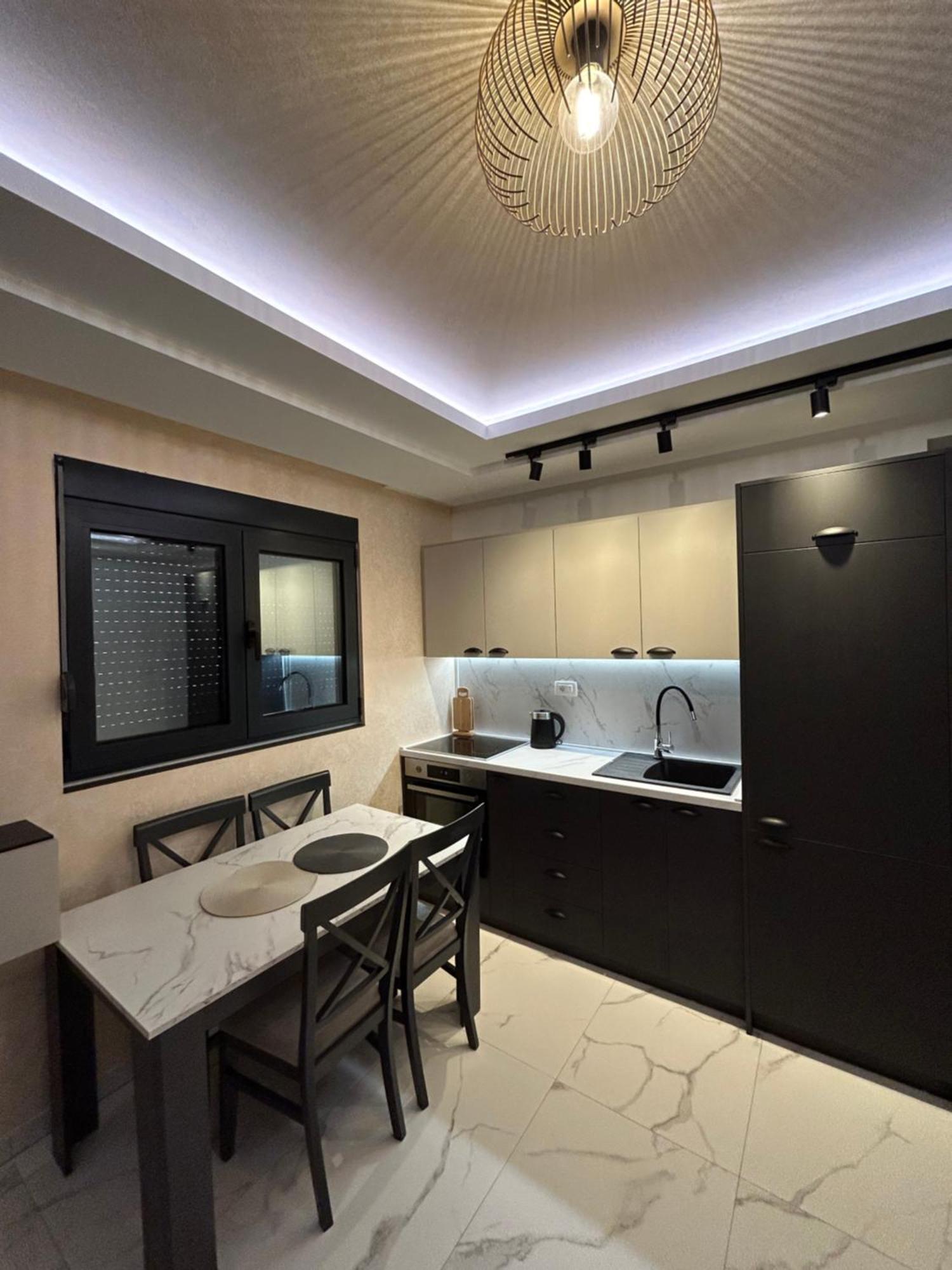 Merlin Prestige Apartments 부드바 외부 사진
