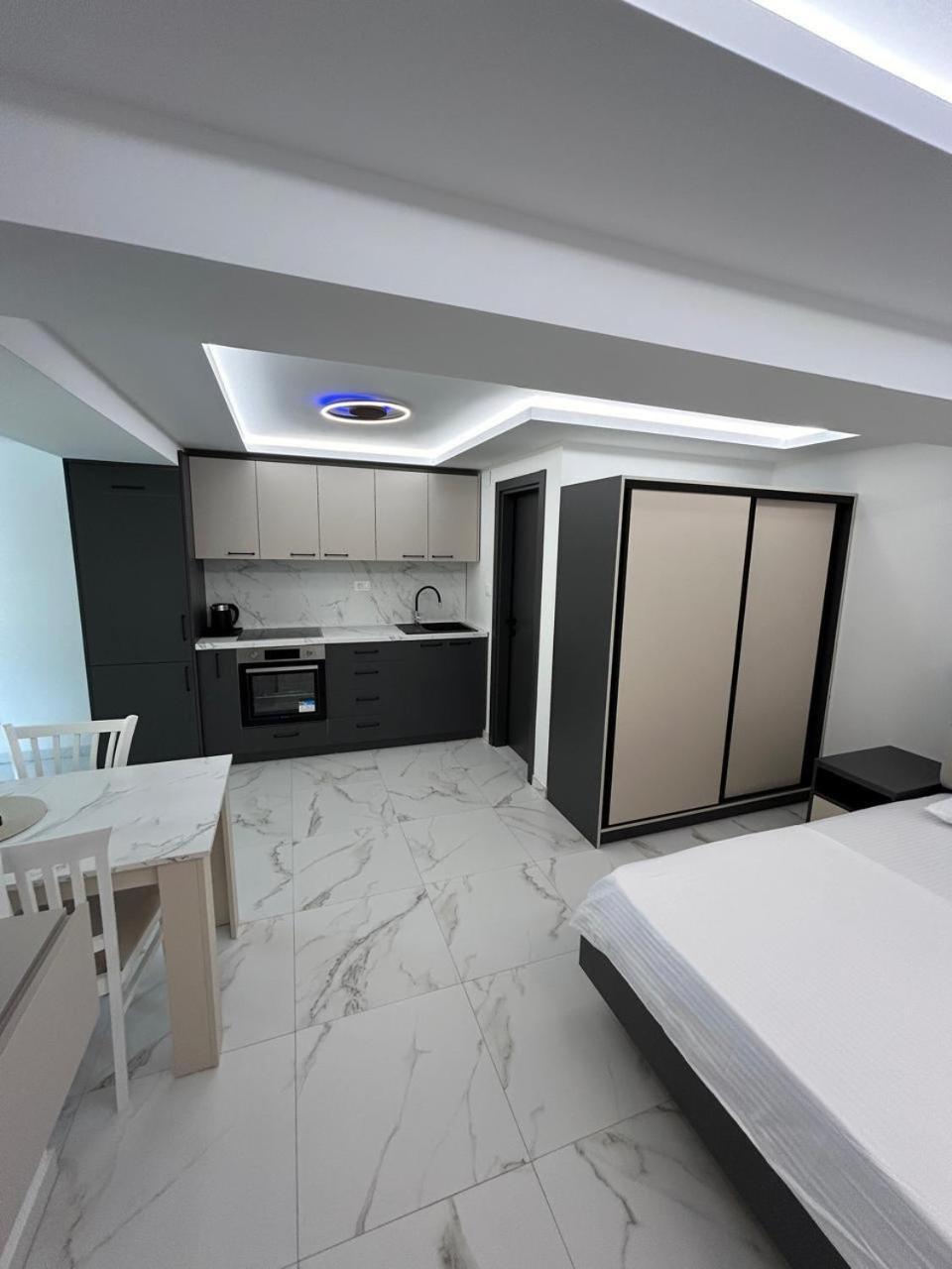 Merlin Prestige Apartments 부드바 외부 사진